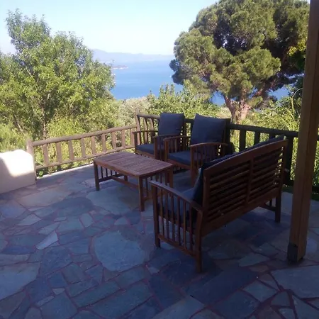 Vakantiehuis Villaeri Achladies (Skiathos)