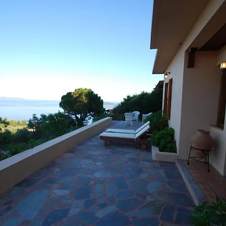 Leni * Achladies (Skiathos)